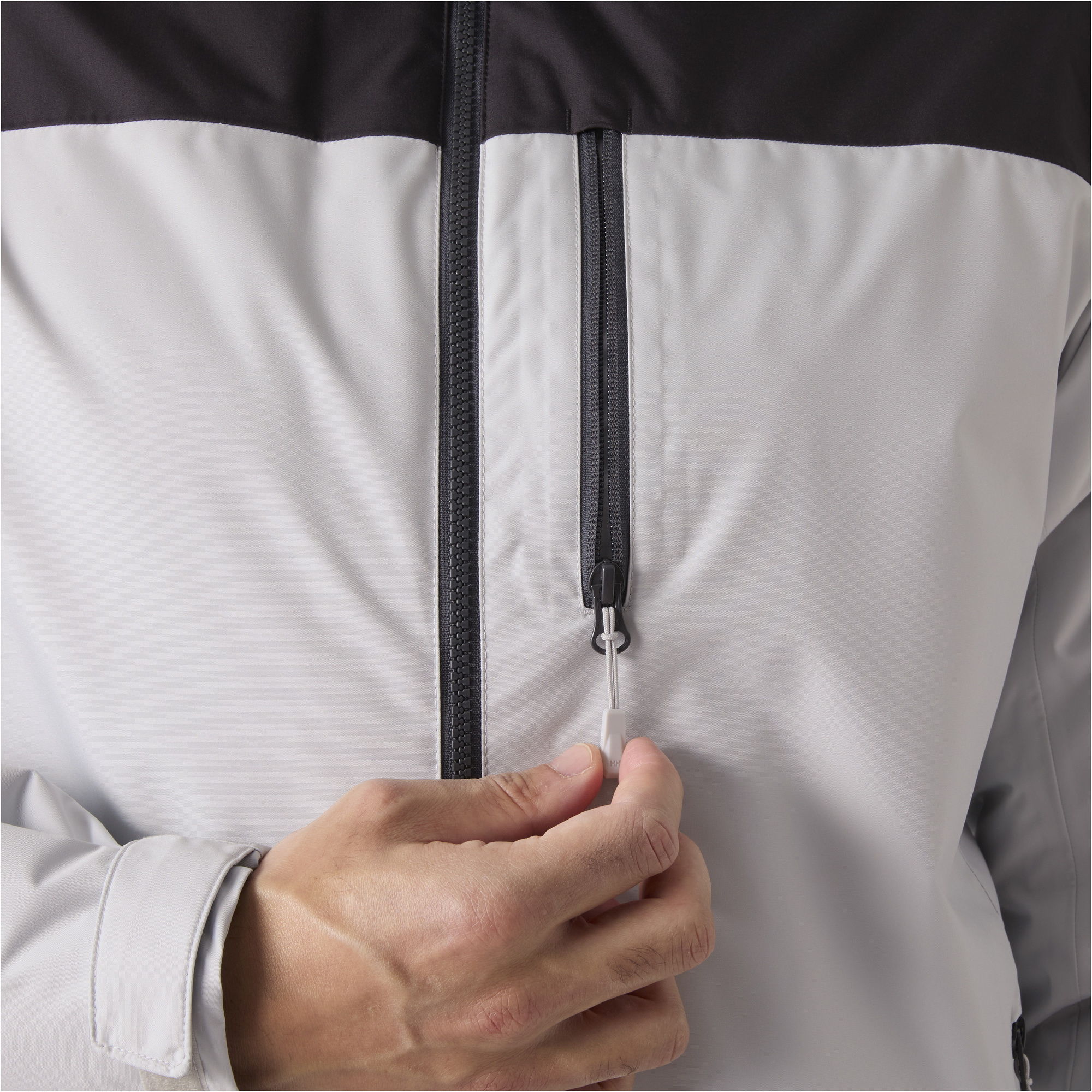 2026 Helly Hansen Mens Crew Hooded Pile Jacket 34526 - Grey Fog